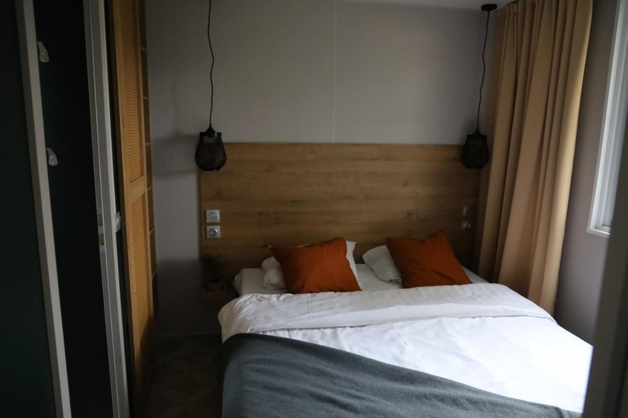 Vakantiepark Delftse Hout ภายนอก รูปภาพ