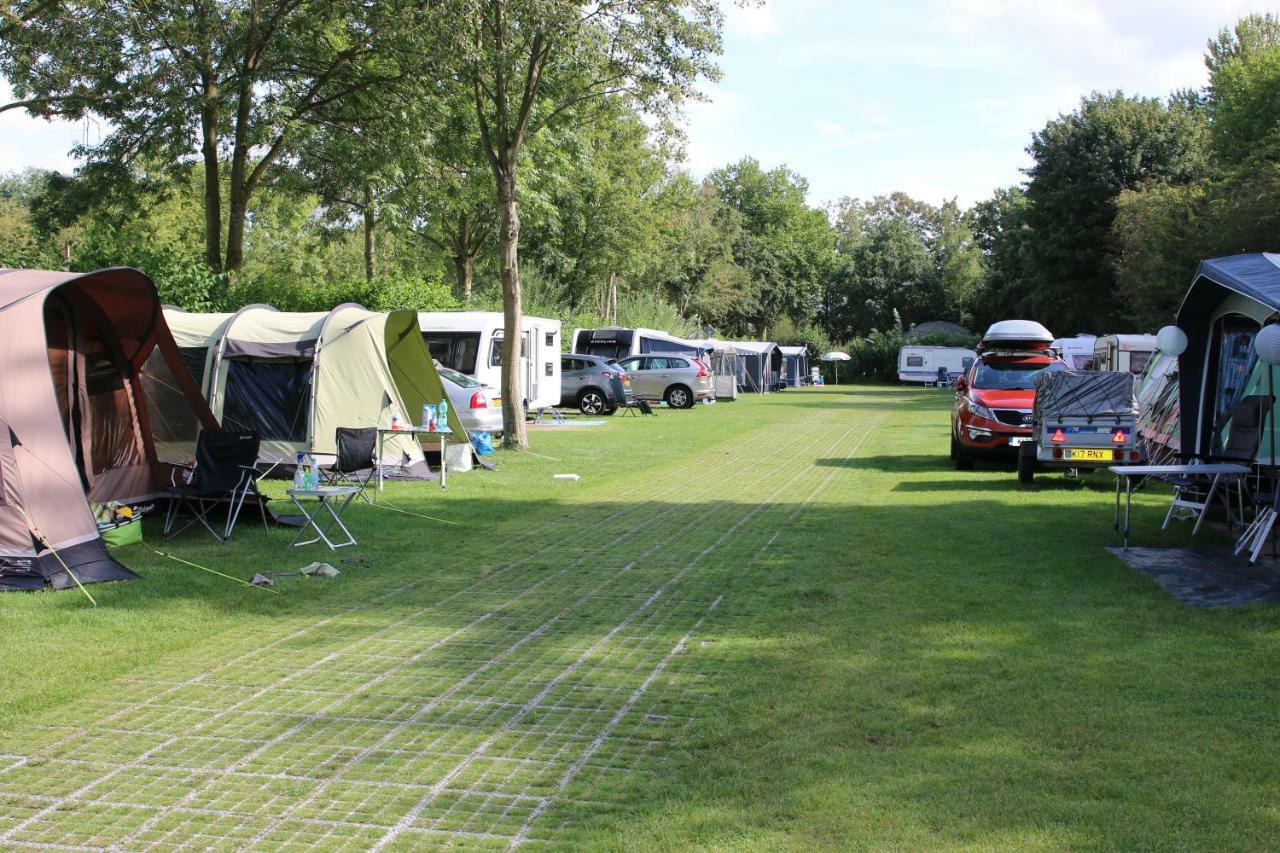 Vakantiepark Delftse Hout ภายนอก รูปภาพ